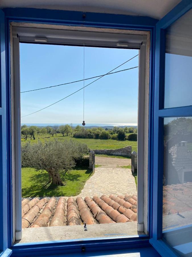 Farmhouse Cubani Bale Exterior photo